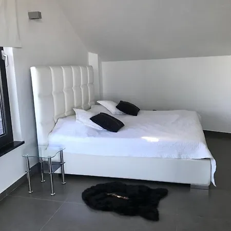 Apartament Na Chorwacji Z Wyjatkowym Widokiem Primošten